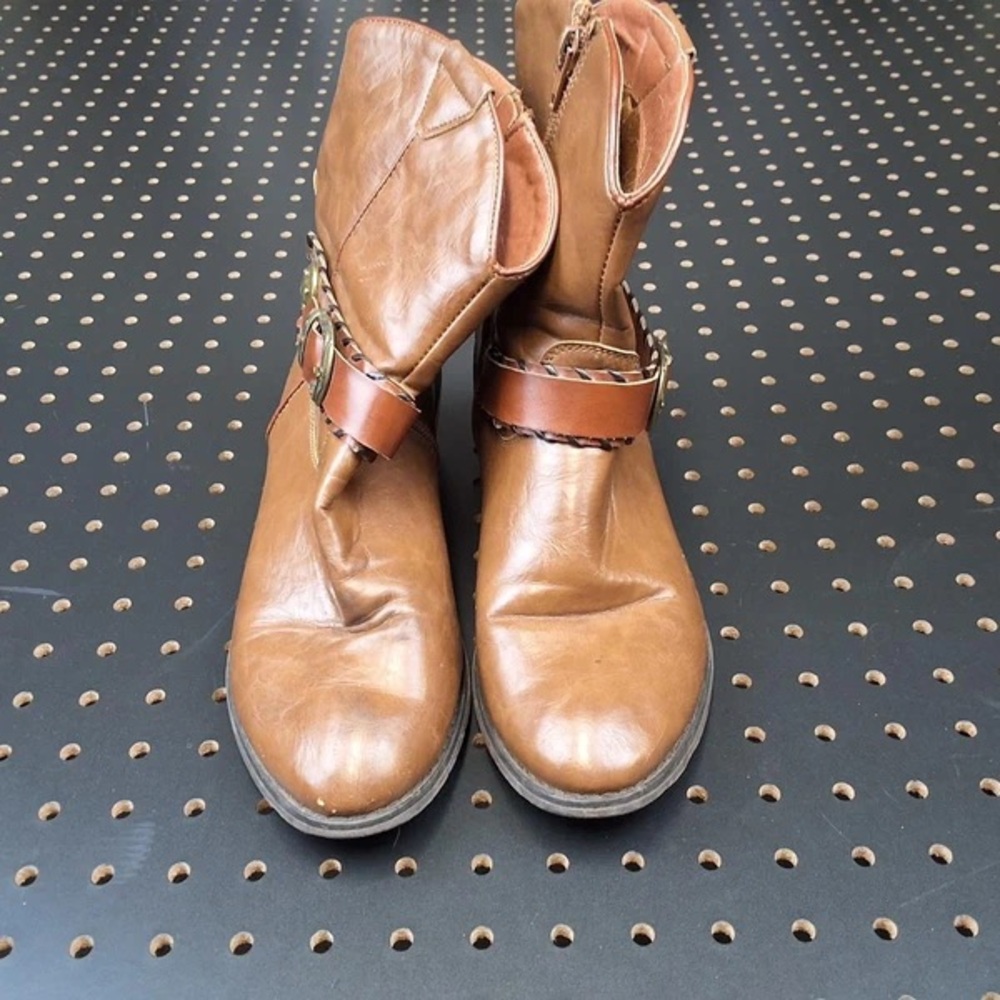 Roper Brown Leather Heeled Boots